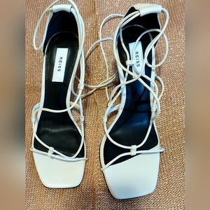 Reiss shoes NWT stiletto.